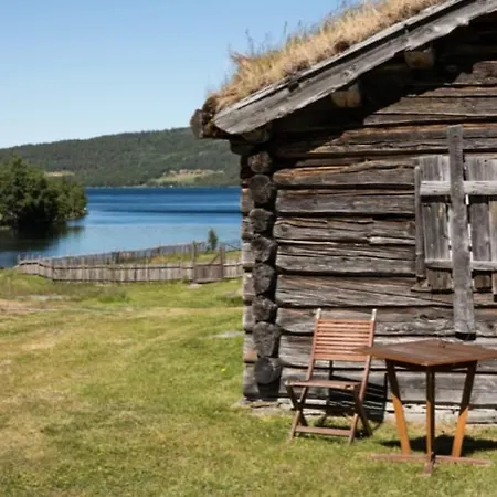 Holiday home Moderne Pa Lemonsjoen I Jotunheimen Randsverk