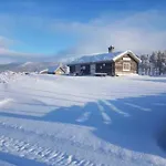 Moderne På Lemonsjøen I Jotunheimen * Randsverk